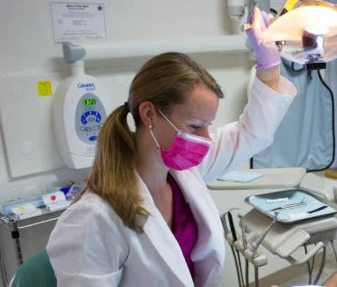 【裁断済み】ＨＯＭＥ　ＤＥＮＴＩＳＴ　ＰＲＯＦＥＳＳＩＯＮＡＬ 1〜5 ONE DENTISTRY | Dental Services | Lake Zurich IL